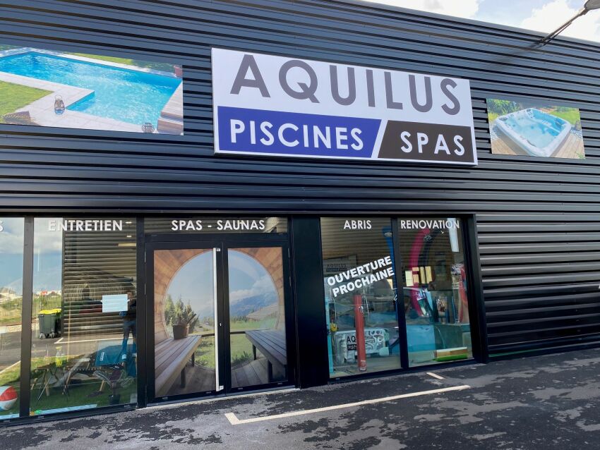 Showroom Aquilus Piscines et Spas de Dijon&nbsp;&nbsp;