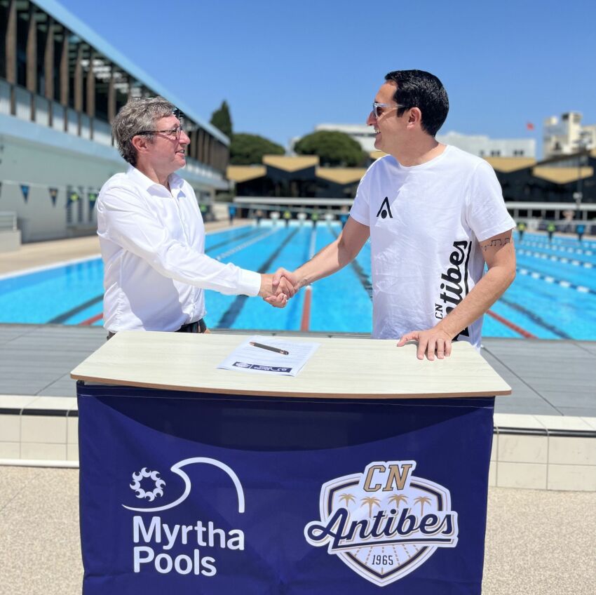 Signature du partenariat entre Myrtha Pools et le Cercle des Nageurs d'Antibes&nbsp;&nbsp;