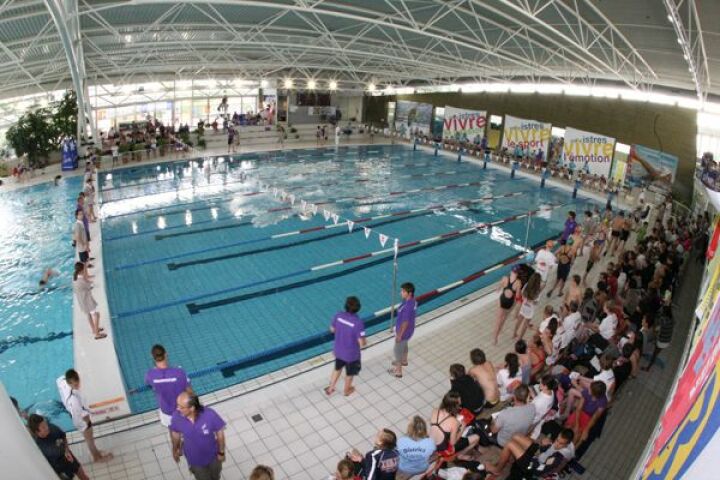 Stade Nautique - Piscine à Istres Stade Nautique - Piscine à Istres