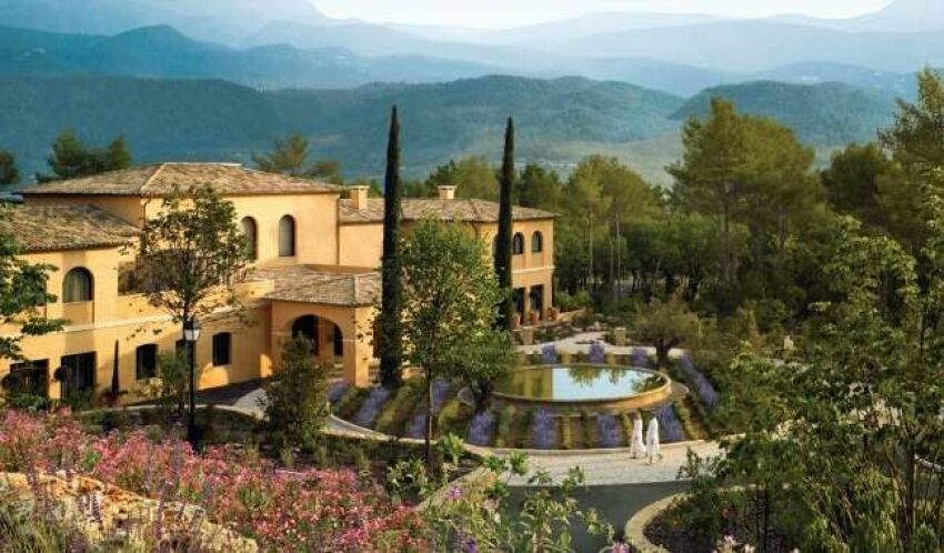 Superbe hôtel provençal : l'Hôtel Terre Blanche&nbsp;&nbsp;