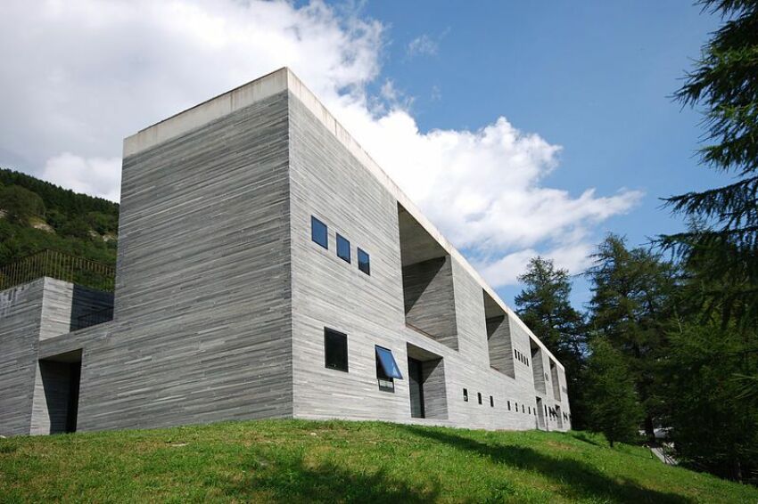 Thermes de Vals : un design contemporain au coeur des montagnes.&nbsp;&nbsp;