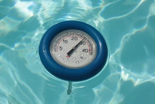 https://www.guide-piscine.fr/medias/image/thermometre-de-piscine-sans-fil-13705-640-0.jpg