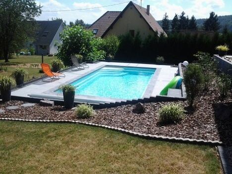 piscine beton 67