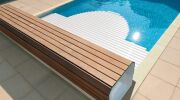 Un banc ou coffre pour volet de piscine