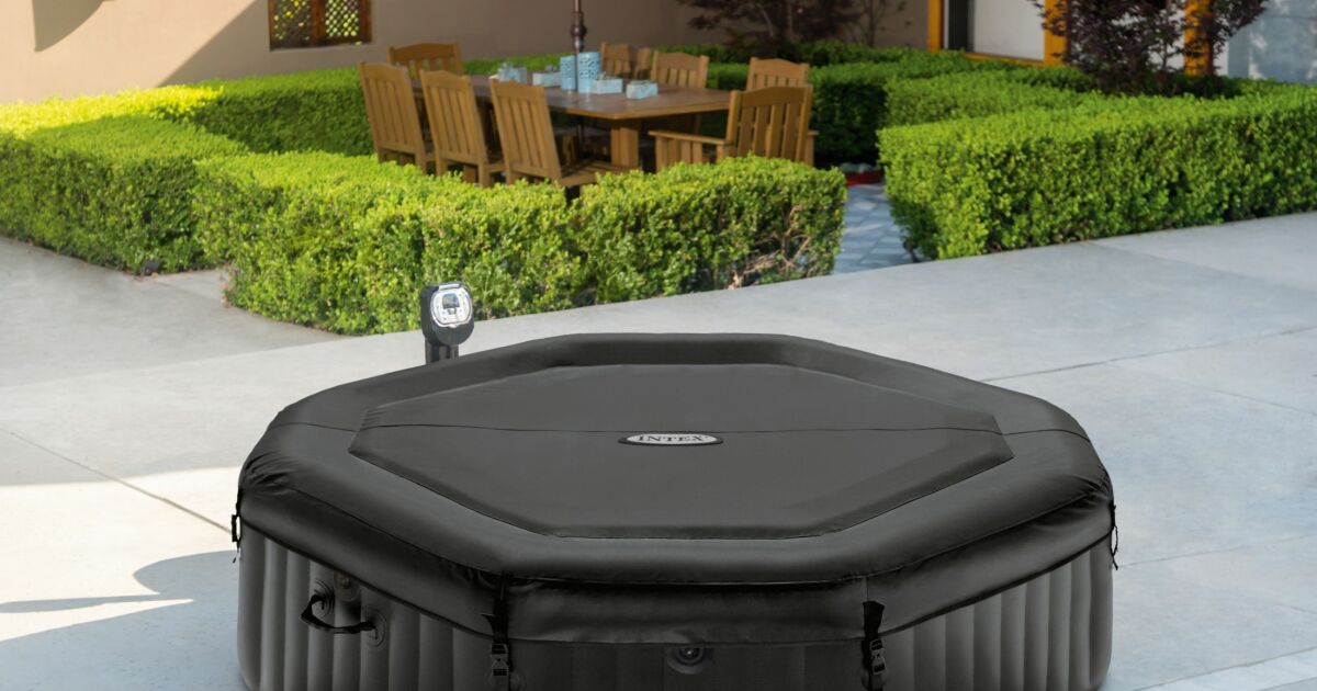 Une housse de protection pour spa gonflable