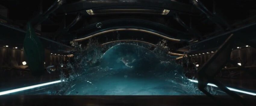 Une piscine en apesanteur, dans le film Passengers (2016)&nbsp;&nbsp;