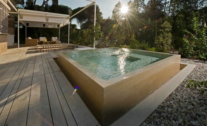 piscine en kit beton hors sol