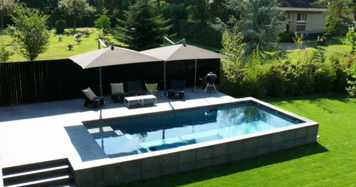 piscine beton semi enterree