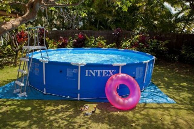 Une pompe pour votre piscine intex : une eau toujours propre
