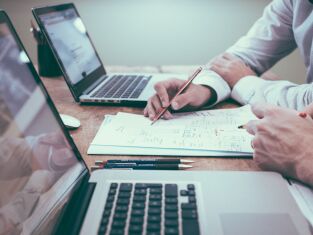 Vente et gestion / Juridiction et piscinistes