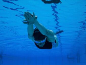 5 exercices pour améliorer sa coulée en natation