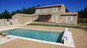 Volet de piscine ab&icirc;m&eacute;