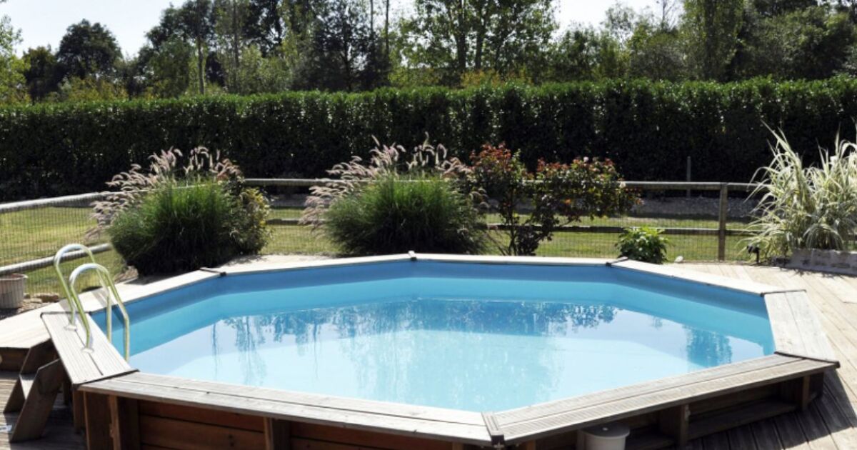 Zoom sur les piscines en bois fabriquées en France par Jardimagine — free download
